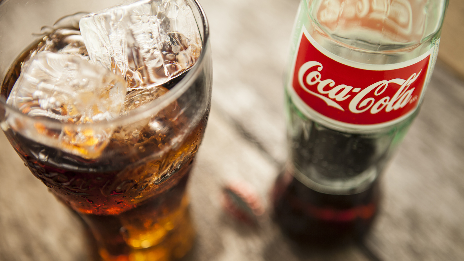 🍹 Can We Guess Your Age by Your Taste in Drinks? Coke Bottle And Glass