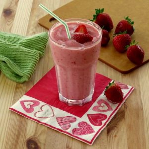 Are You an Older or Younger Person? 🥨 Choose Some Typical Snacks and We’ll Guess Yogurt smoothie