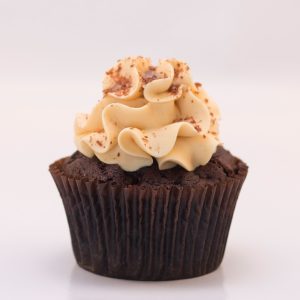 This Cupcake Quiz Will Reveal What Your Fortune Cookie Says Salted caramel cupcake