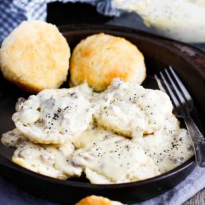 Play This Comfort Food “Would You Rather” to Find Out What State You’re Perfectly Suited for Biscuits and gravy