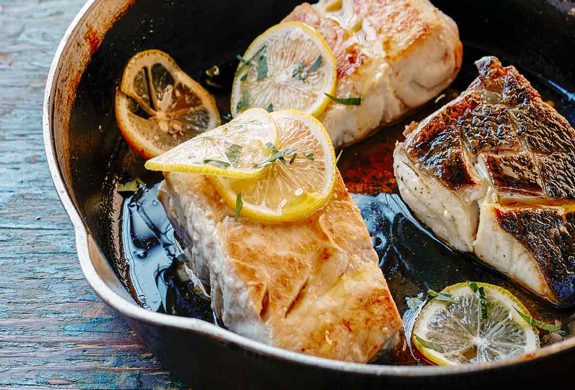 Make Difficult Food Choices to Know If You're More Logi… Quiz pan frying fish