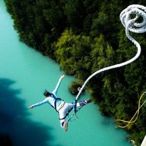 Can We Guess Your Age With These Very Intense Questions? Quiz Do something on your bucket list