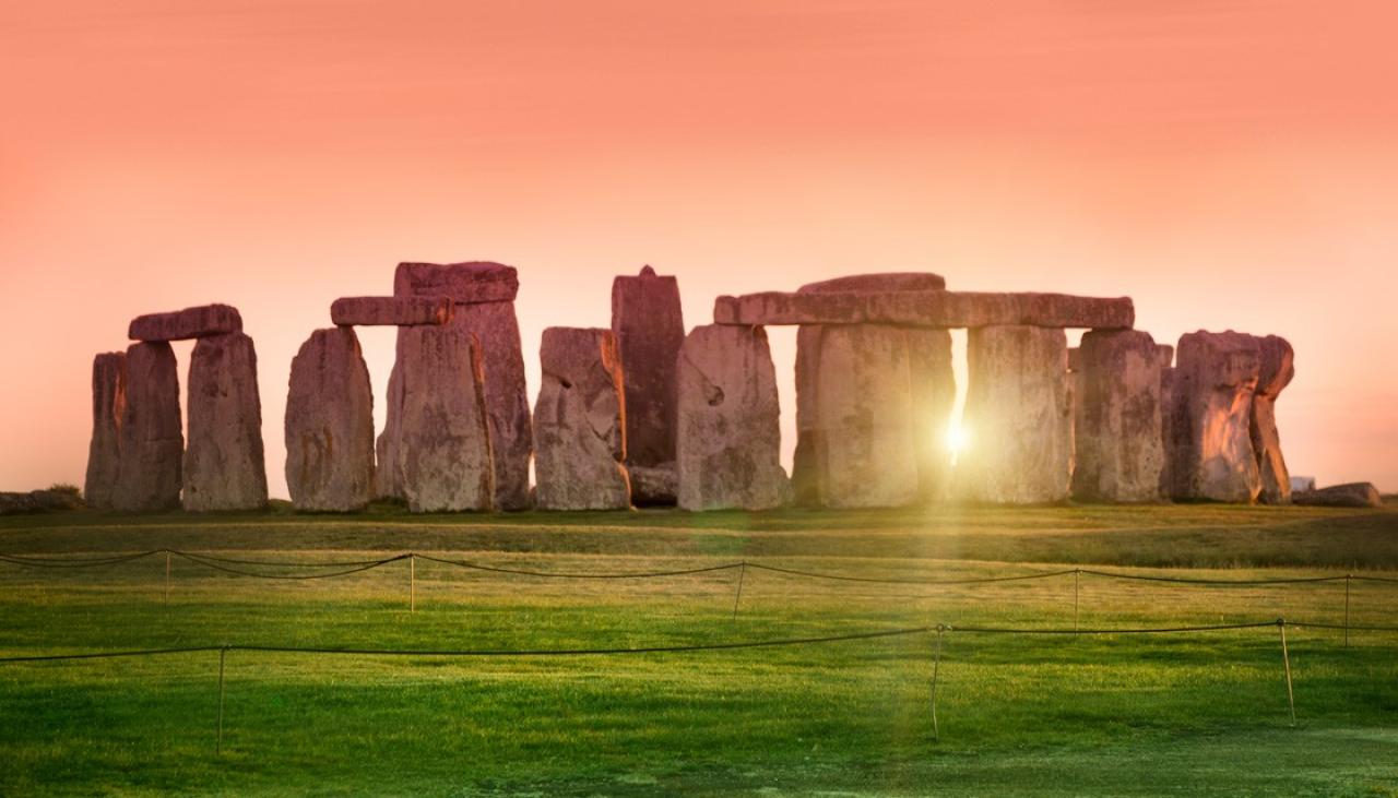 Can You Identify These Countries by Their 2nd Most Famous Sights? Stonehenge