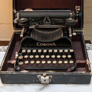 Only the Smartest Can Beat This General Knowledge Quiz Typewriter