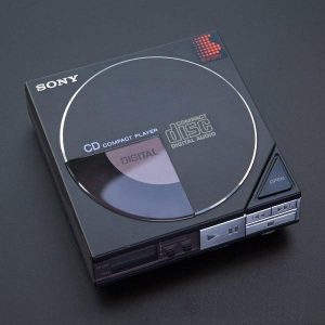 Can We Guess Your Age and Gender With Just 15 Questions? Sony Discman D-50