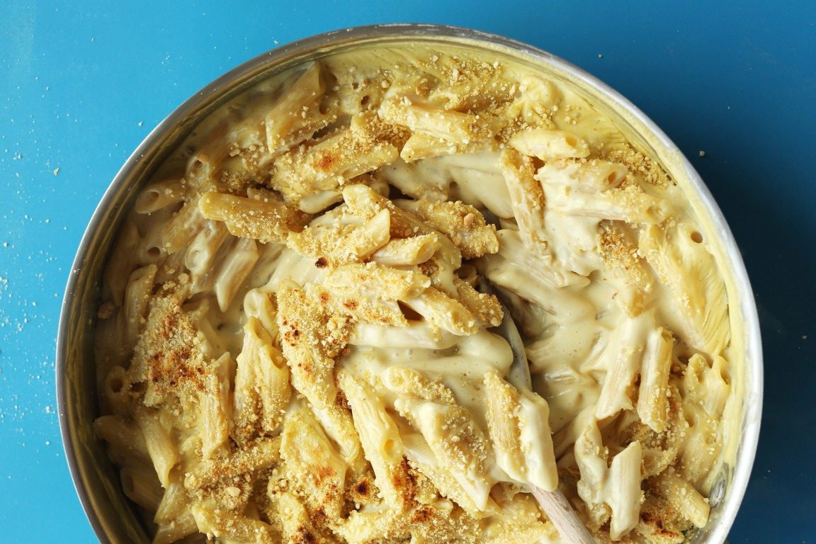 What's Your Personality Type? Build Bowl of Mac 'N' Che… Quiz saucy mac and cheese