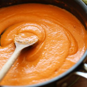 ❤ Cook a Romantic Dinner and We’ll Reveal What Your Next Boyfriend Will Be Like Red pepper cream sauce