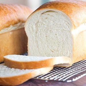 🍳 Do You Actually Prefer Classic or Trendy Breakfast Foods? White bread
