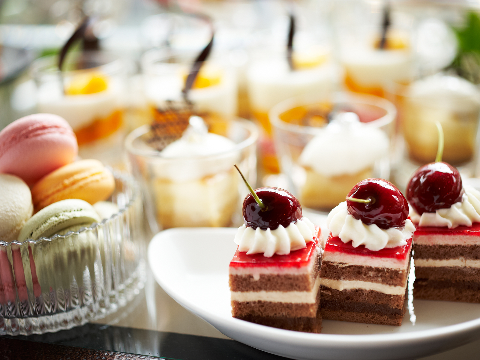 Fill up Your Plate at This Buffet 🍴 and We’ll Let You Know What Age You May Live to dessert buffet