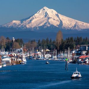 Can You Get 12/15 on This U.S. States Trivia Quiz? Oregon