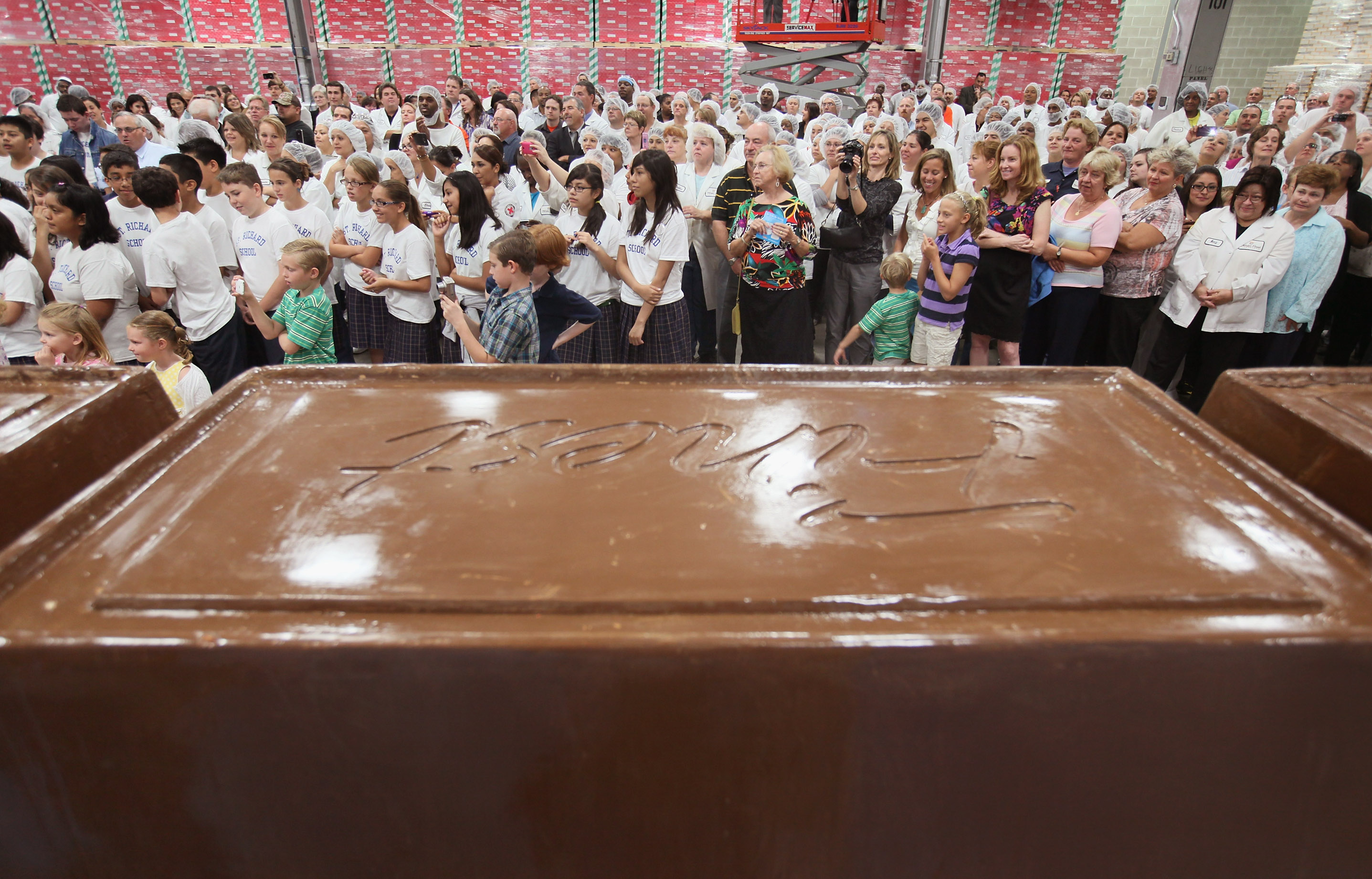 You Can Eat Chocolate Only If You Get More Than 10 on This Quiz Guinness World Record Attempt At Largest Chocolate Bar