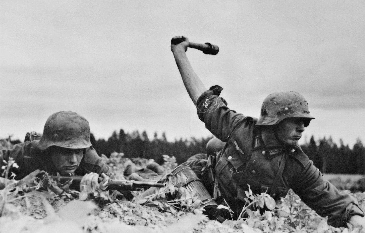 If You Score 14/20 on This Random Knowledge Quiz, 🧠 Your Brain May Be Too Big World War II