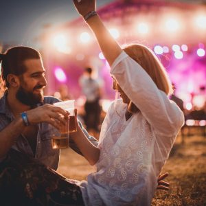 Smile Dating Test Attending a live concert