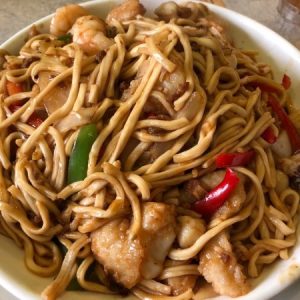 🥡 Order Some Chinese Food and We’ll Reveal What Your Fortune Cookie Says 🥠 Braised e-fu noodles