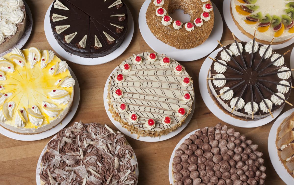 🍰 We Know Whether You’re an Introvert, Extrovert, Or Ambivert Based on Your Cake Opinions 14 cakes