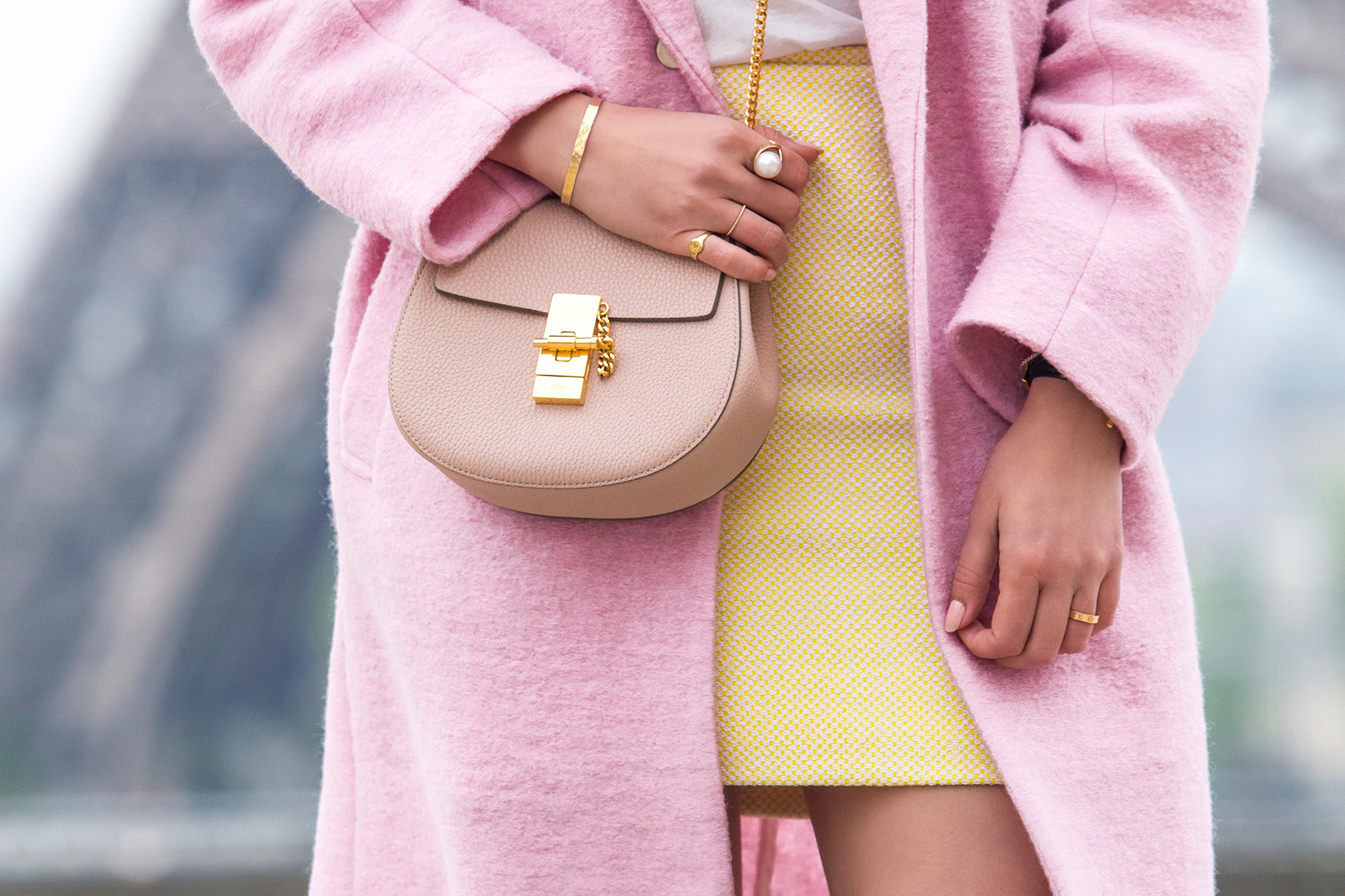 Put Together an All-Pink Outfit and We’ll Give You a New Hairstyle Pink Outfit Handbag