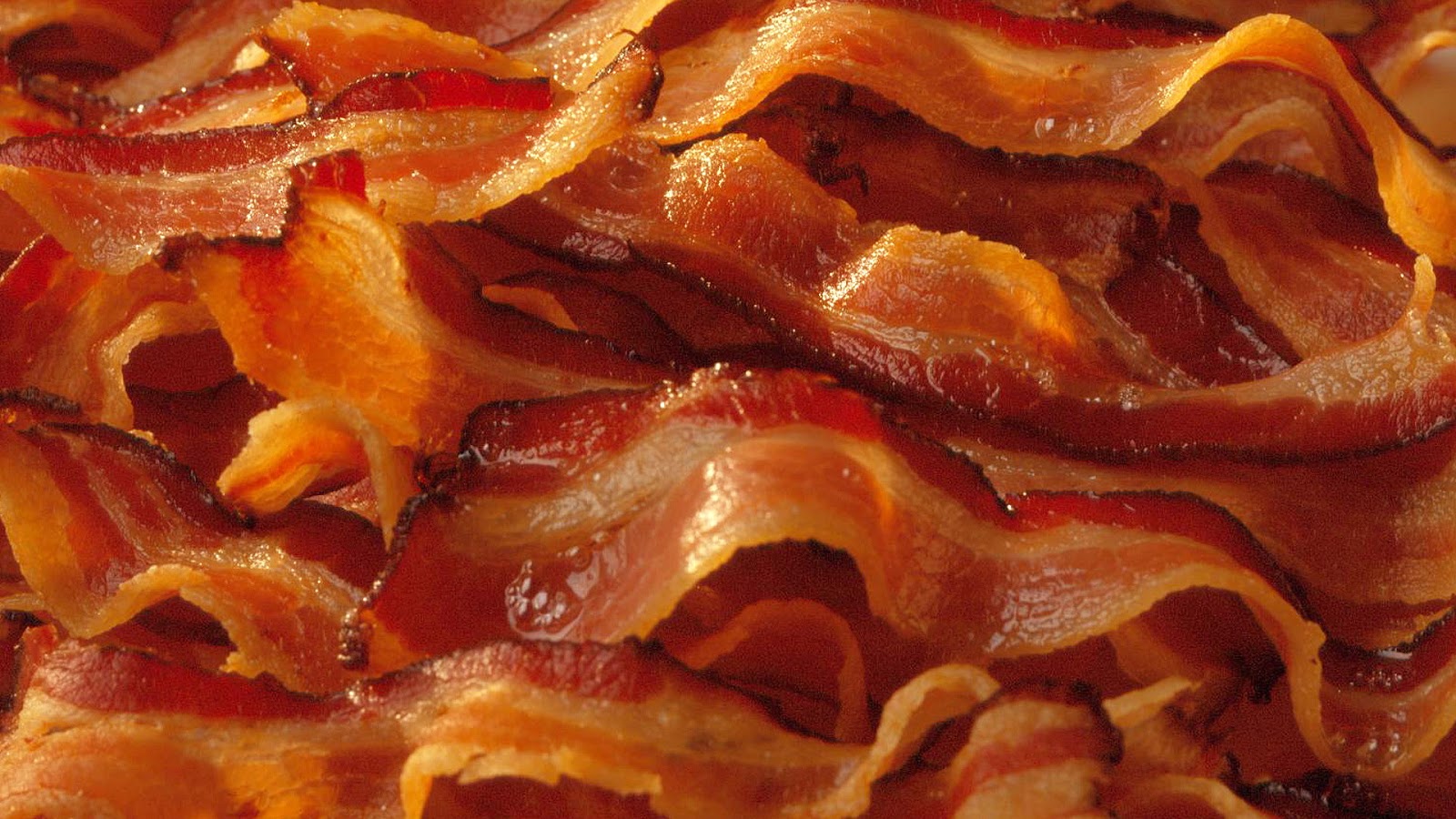 This Crunchy/Chewy Food Test Will Reveal Whether You’re Actually More Logical or Emotional bacon