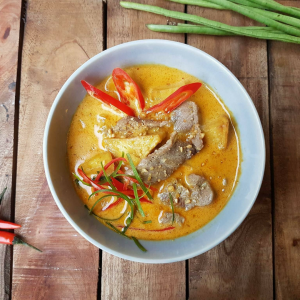 Can We Guess Your Age and Dream Job Based on What Thai Food You Order? Massaman curry with chicken