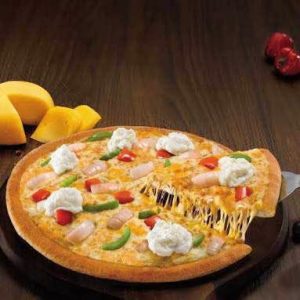 Eat Some Italian Food and We’ll Tell You Which Mediterranean City to Visit Quattro formaggi