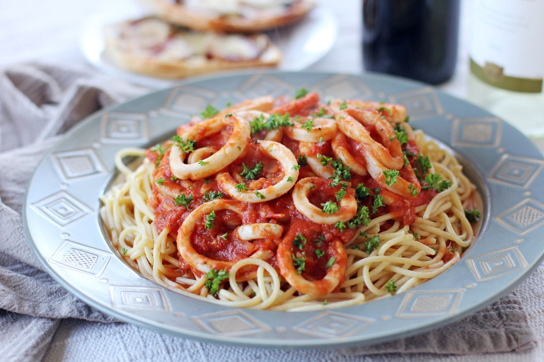 Red Trivia Quiz Calamari marinara spaghetti pasta