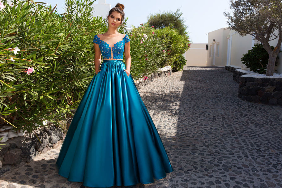 Choose a Rainbow of Prom Dresses and We’ll Guess Your Generation and Zodiac Sign blue prom dress