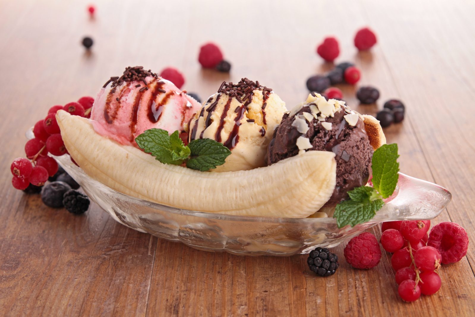 Pick Your Favorite Dish for Each Ingredient If You Wanna Know What Dessert Flavor You Are Banana split