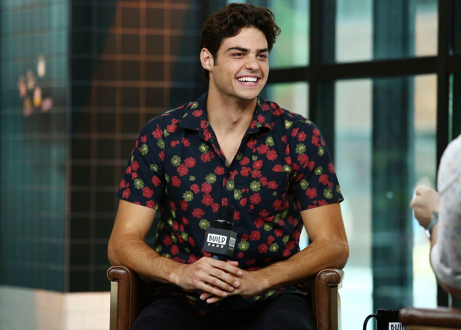 Decide If These Male Celebs Are Attractive to Find Out What Your ❤️ Romantic Personality Is noah centineo