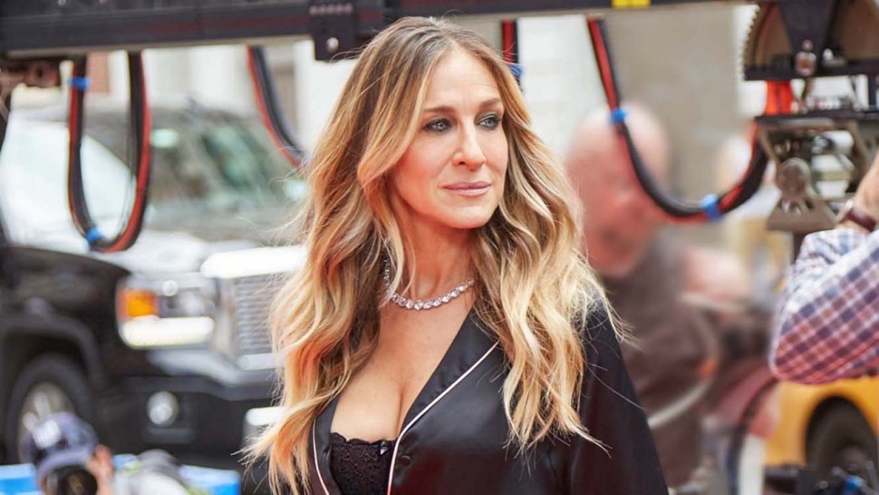 🔥 Match These Celebs on Tinder and We’ll Reveal the Type of Partner You Need ❤️ sarah jessica parker