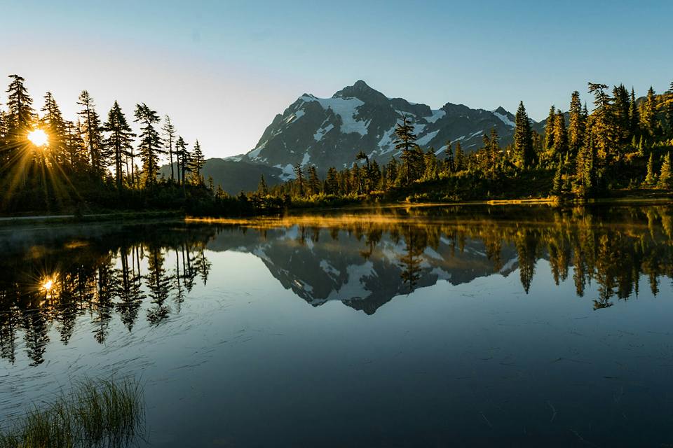 This Visually Satisfying Quiz Will Reveal Your Current Mood Mt Shuksan reflecting into Picture Lake