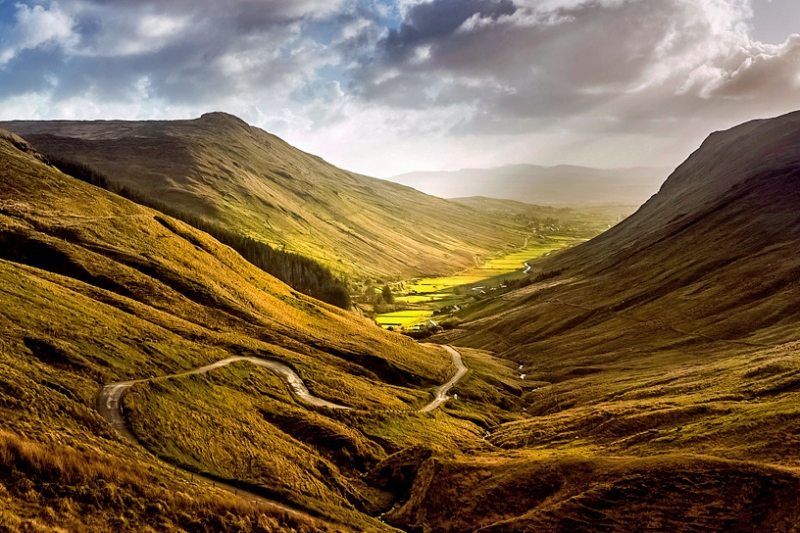 🌎 Are You One of the 25% Who Can Get 11/15 on This Geography Quiz? Glengesh Pass Scenic Drive Glenties Donegal Wild Atlantic Way Ireland activeme.ie_