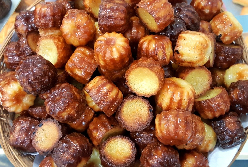 This Picture Quiz Will Challenge Your Knowledge of Classic French Desserts 🥐 – Can You Score High? Canelés