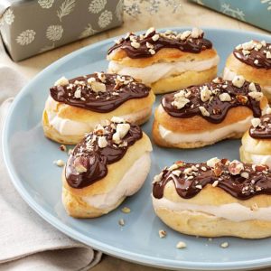 Everyone Has a British Food That Matches Their Personality – Here’s Yours Coffee hazelnut éclairs