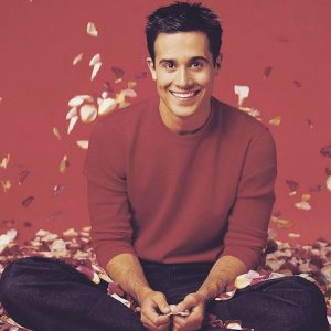 Everyone Has a Male Celeb Over 40 They Belong With — Here’s Yours Freddie Prinze Jr