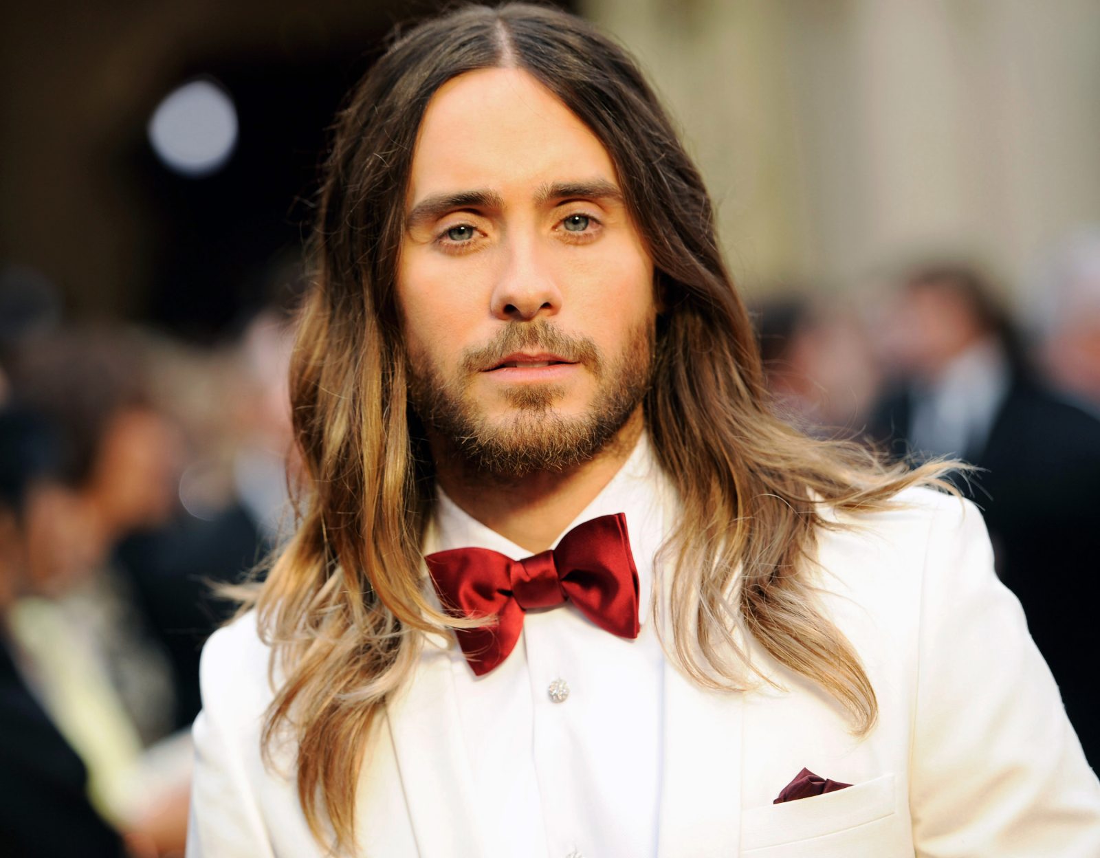 Everyone Has a Male Celeb Over 40 They Belong With — Here’s Yours Jared Leto tying hair