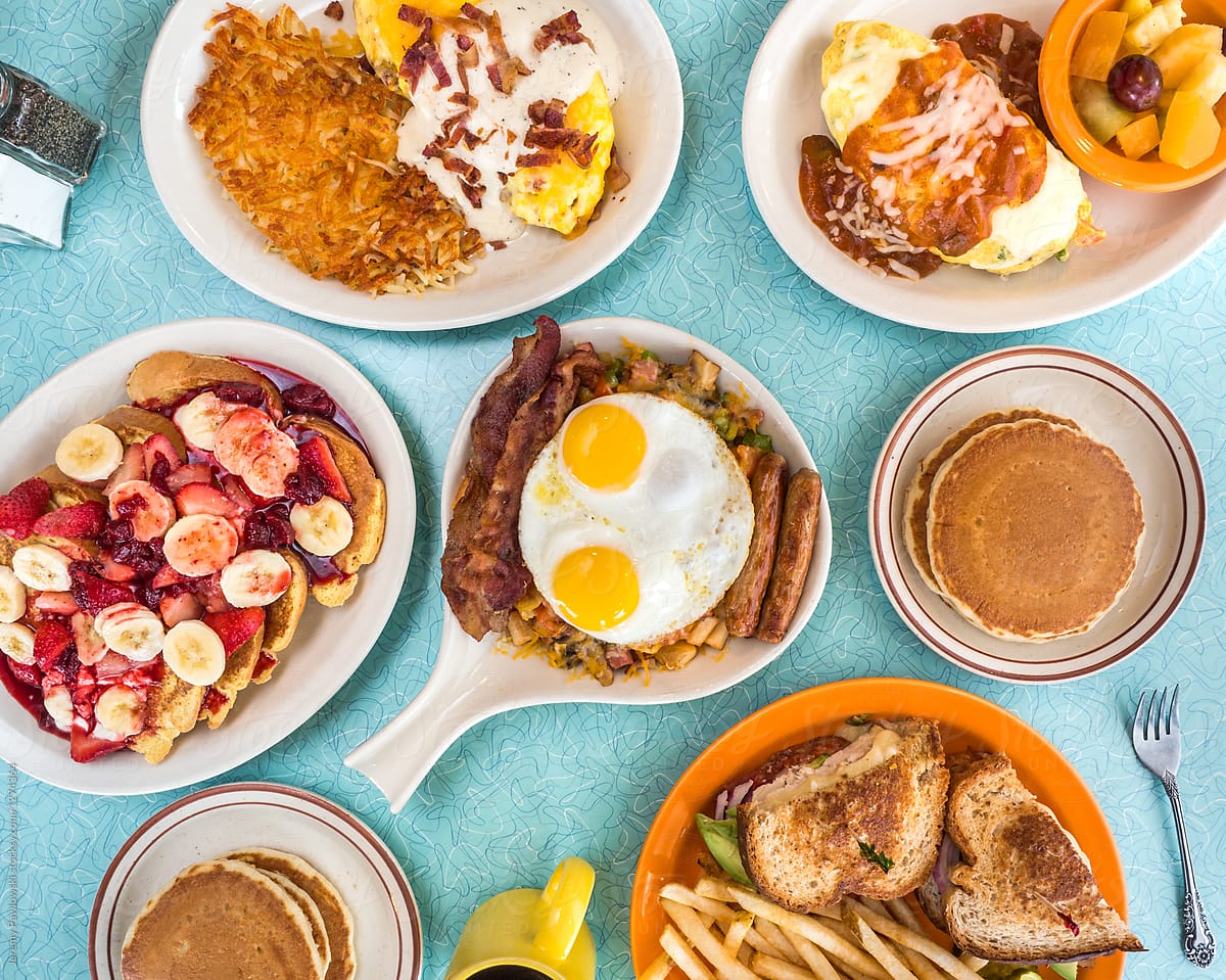 🍳 Do You Actually Prefer Classic or Trendy Breakfast Foods? breakfast spread