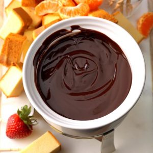 This 🍫 Chocolate and 🧀 Cheese Quiz Can Predict What Your Next Boyfriend Is Like Chocolate fondue