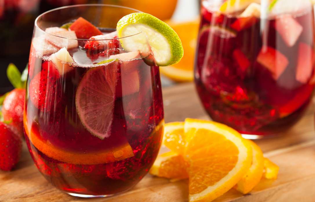🍸 Where Will You Meet Your Soulmate? Drink Your Way Around the World to Find Out Sangria