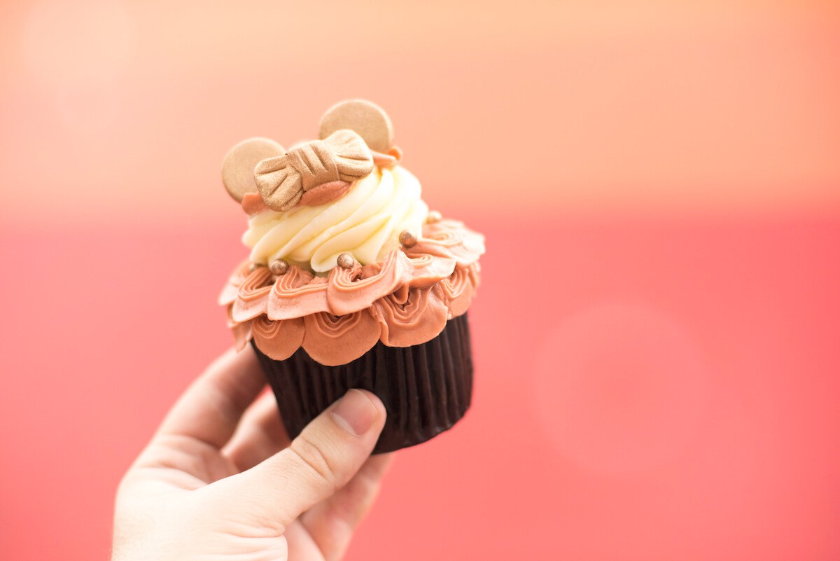Eat Your Way Through Disney World and We’ll Tell You If You’ll Become a Billionaire Rose Gold Cupcake