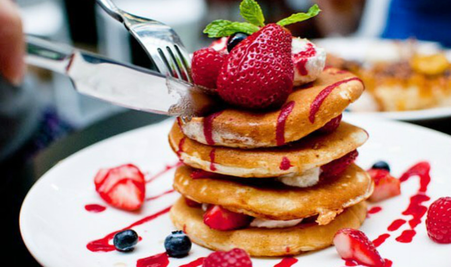 Pretend to Order an Expensive Brunch and We’ll Reveal Whether You’re More Millionaire or Billionaire Material Pancakes with fruits