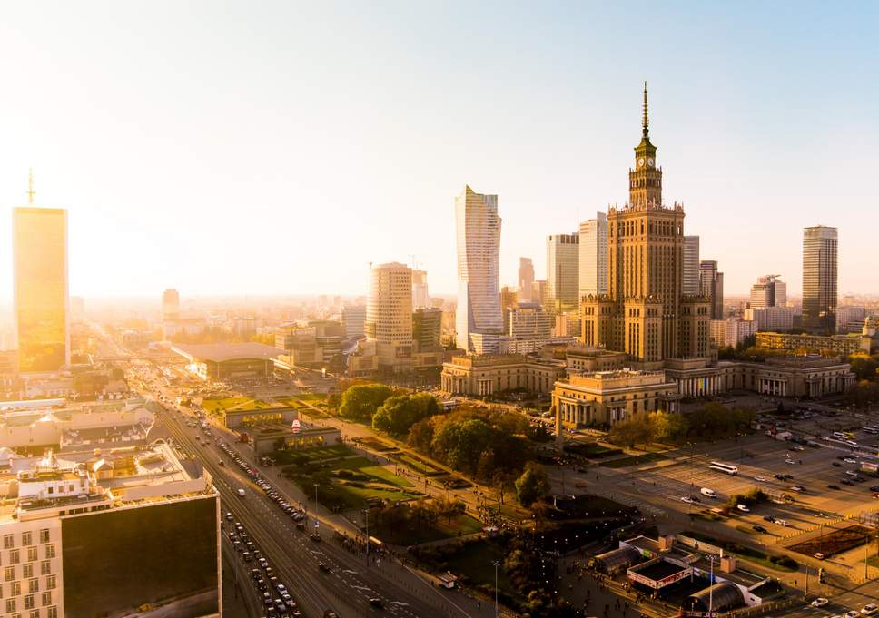 🏰 9 in 10 People Can’t Pass This General Knowledge Quiz on European Cities. Can You? Warsaw, Poland