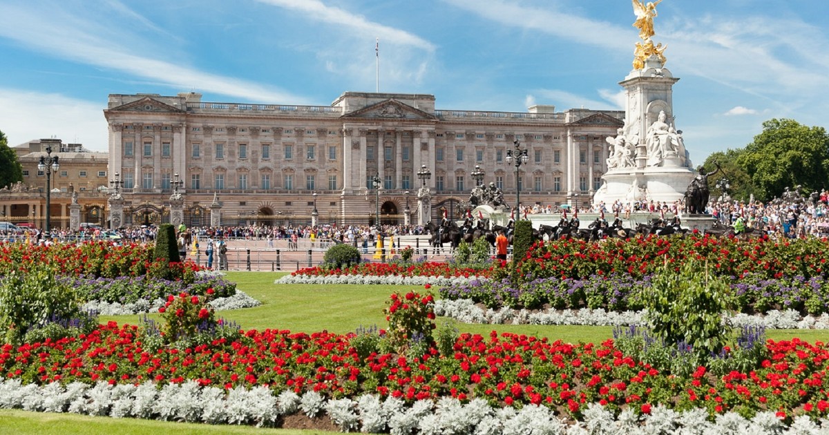 You’ve Got 15 Questions to Prove You’re More Knowledgeable Than the Average Person Buckingham Palace