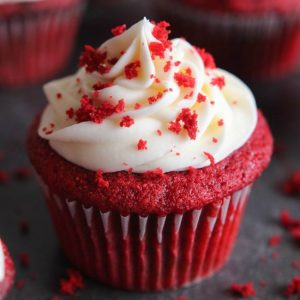 🍰 Don’t Freak Out, But We Can Guess Your Eye Color Based on the Desserts You Eat Red velvet