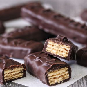 Chocolate Wellness Quiz Candy bar