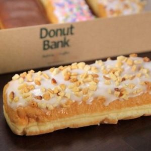 What Donut Am I? Long John