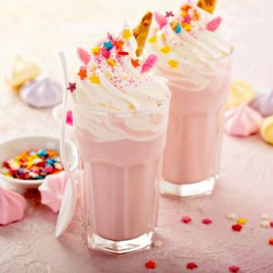 🍰 We Know Which Cake Represents Your Personality Based on the Bakery Items You Choose Milkshake