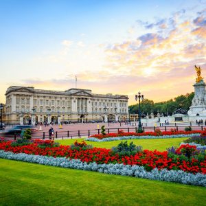 Challenge Yourself In This General Knowledge Quiz — Do You Have What It Takes To Score 75%? Buckingham Palace