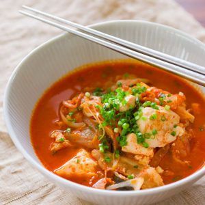 Can We Guess Your Age Based on the International Foods You Choose? Kimchi-jjigae