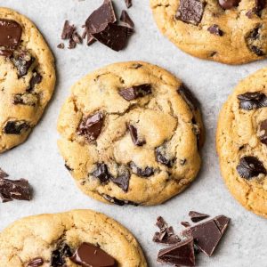 🍫 Can We Guess If You’re Single from Your Taste in Chocolate? Chocolate chip cookies