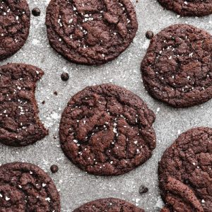 🍫 Can We Guess If You’re Single from Your Taste in Chocolate? Dark chocolate cookies