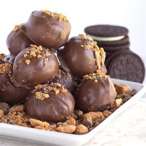 🍫 Can We Guess If You’re Single from Your Taste in Chocolate? Butterfinger bites
